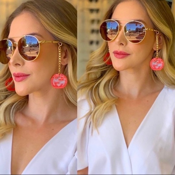 Gucci Charm Sunglasses - Picture 5 of 16